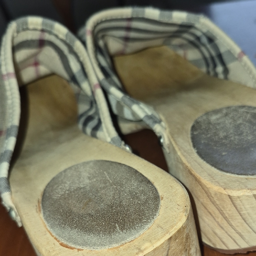 Burberry Plaid Slip-On Mules with Stud Accents - Picture 7 of 14